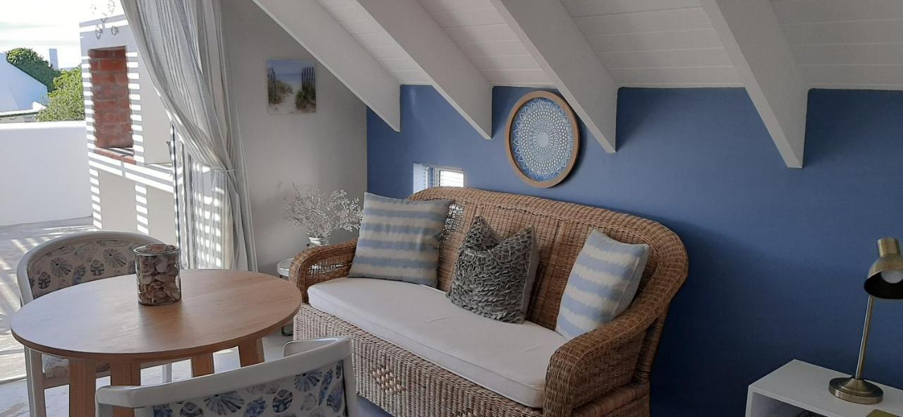 Milk Thistle Loft & Studio Apartments Paternoster Buitenkant foto