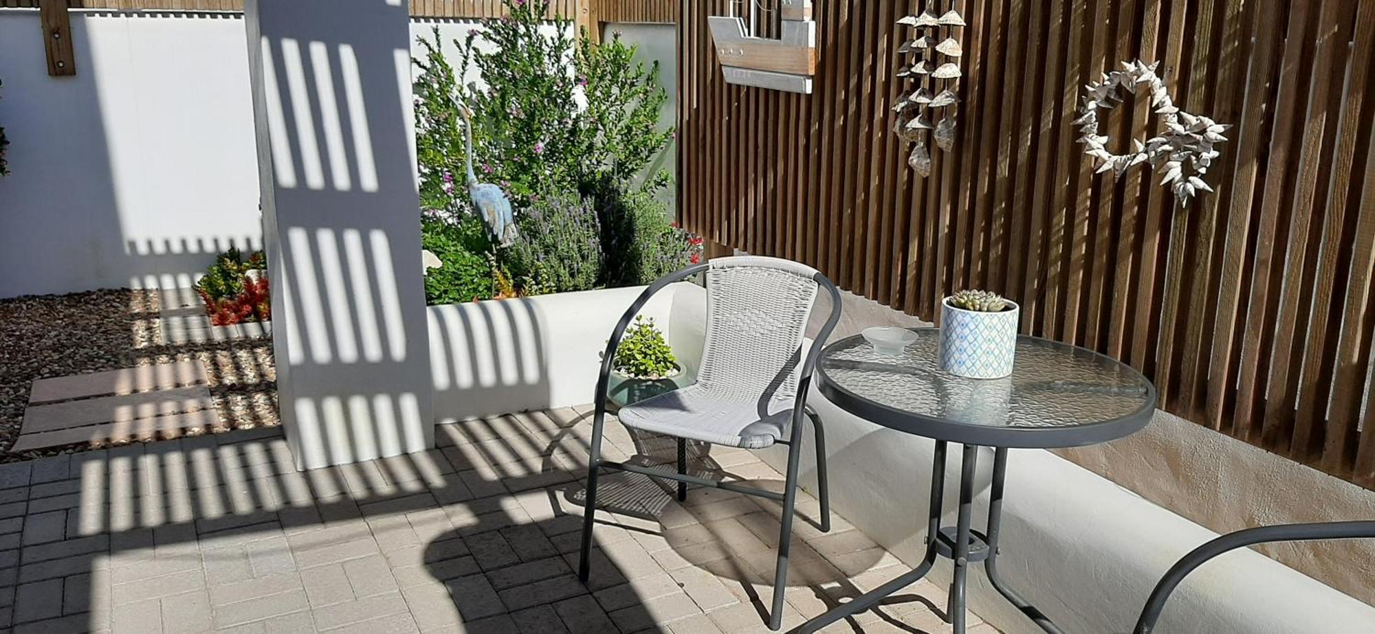 Milk Thistle Loft & Studio Apartments Paternoster Buitenkant foto