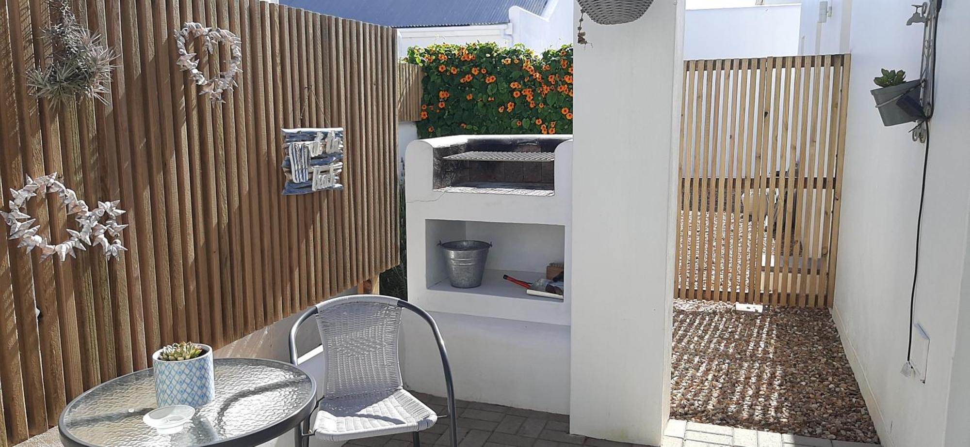 Milk Thistle Loft & Studio Apartments Paternoster Buitenkant foto
